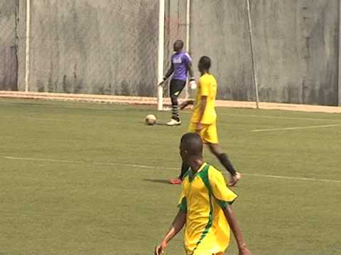 BETHEL FC(LEMON GREEN) VRS YOUNG FC ( YELLOW) part 1