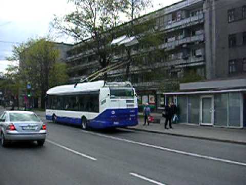Transformation of a bus into a trolleybus =)