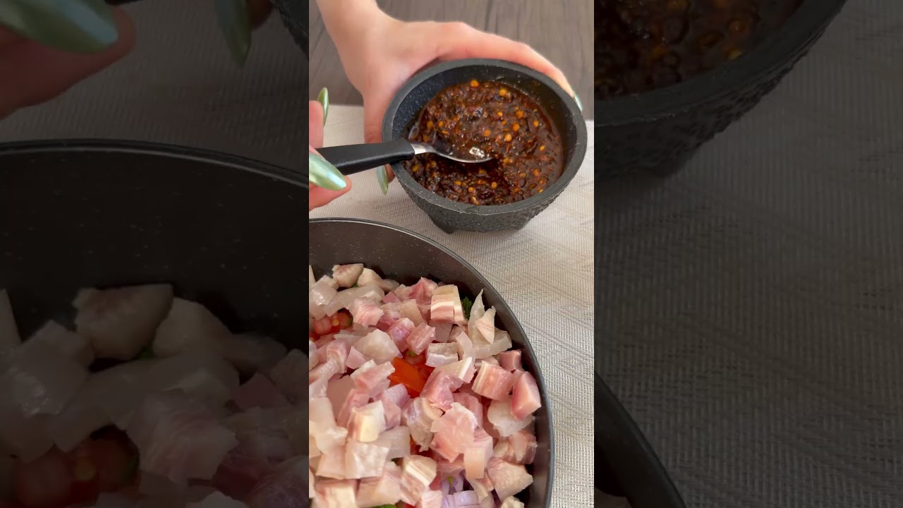 Spicy pork rind salad recipe 🐖🌶️