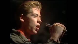 Nick Heyward   1983 03 23   Whistle Down The Wind @ TOTP