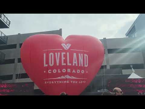 Princess Elsa was at the Valentines Day Festival