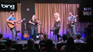 Bomshel &quot;Fiddle&quot;