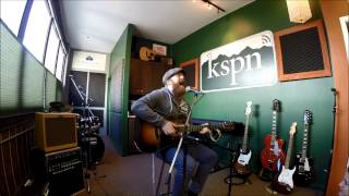 Alex Clare performs &quot;Just a Man&quot; KSPN Kitchen Concerts