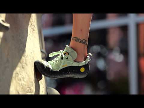 Climbing Expert Advice: Foot position thumbnail