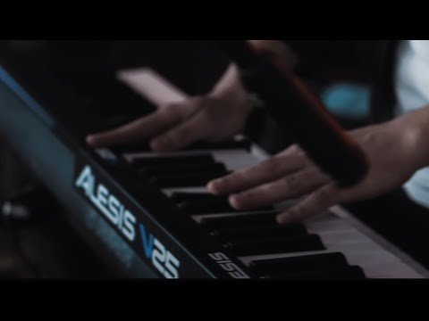 Pluto's Doubts - Хегел и мајка ти (live session)