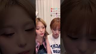 【TikTok】胸チラ?ギャル、カワイイ！