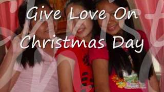 kcroan - Give Love On Christmas Day