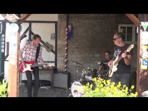 Jon Amor Trio - Cut Through The Graveyard (Shoes Live)