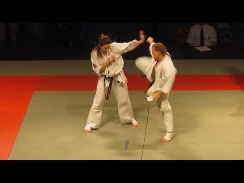 Antonina Ismailova VS Rebeka Paulovics