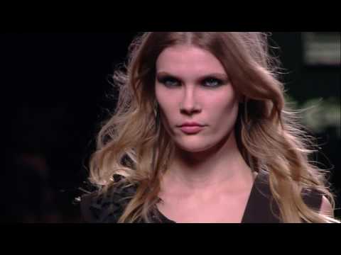 DESFILE JUANA MARTIN