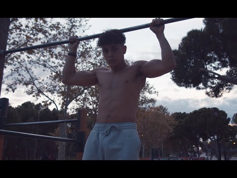 Daring - Cash (Video Oficial)