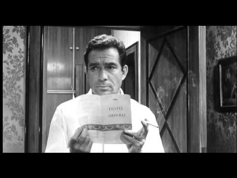 Claudia Cardinale en Il magnifico cornuto sueño del hotel