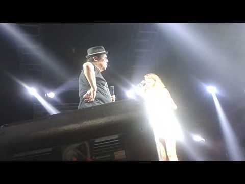 PELUSA CANTA CON COKI RAMÍREZ