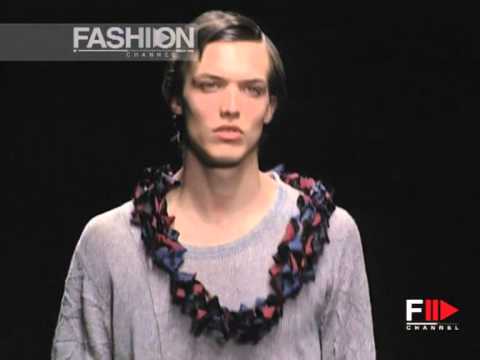 Fashion Show "Prada" Pret a Porter Men Spring Summer 2003 2 of 3