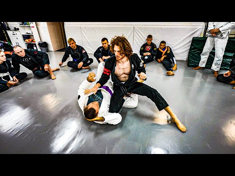 How to Correctly Set Up The Knee Cut Pass