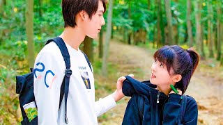 Chica Se Enreda Con El Tipo Más Engreído Y En Lugar De Vengarse De Ella, Él La Quiere Y La Defiende