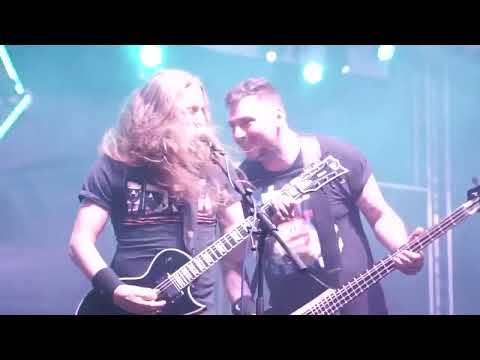 Archaic - Lines (Official Live Video)