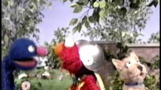Sesame Street - The Adventures of Asking Elmo