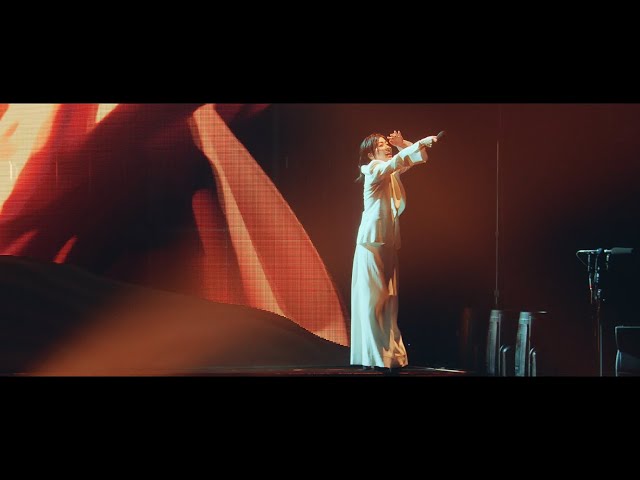 ライブ映像作品「HIKARU UTADA SCIENCE FICTION TOUR 2024」本日発売! 商品に収録のドキュメンタリーのダイジェスト映像を公開! traveling のライブ映像をYou Tube上で公開! 3 YouTubeサムネイル