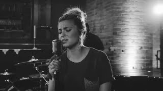 Questions - Tori Kelly [Lyrics video]