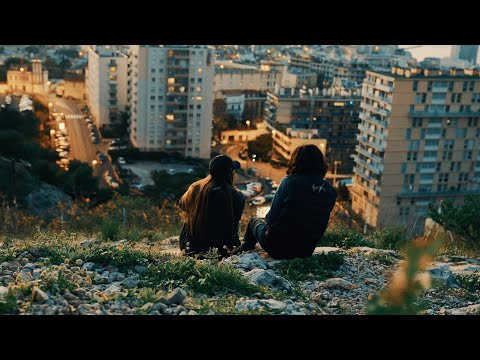 NIA - PETIT (Clip Officiel)