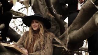 Mia Diekow - Pfeffer (unplugged) - 2012 im Baum