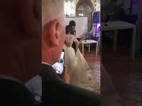LENTO SPOSI CON SORPRESA PER GLI INVITATI!!! POSTO DA FAVOLA PER MATRIMONIO!!! 26 AGOSTO 2018