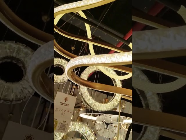 نجفة ليد مودرن ذهبي ثلاث حلقات