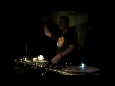 Michel Abstract twaalfuur momentje