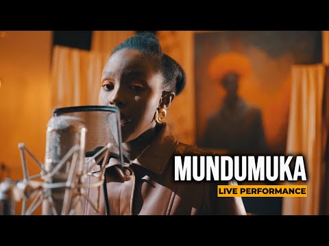 Mūndūmūka - Live performance with Hendrick Sam