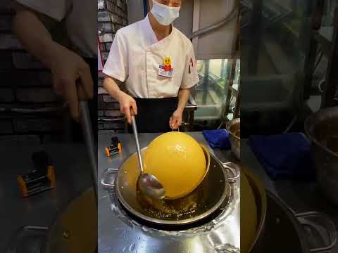 Asian street food 炸面团