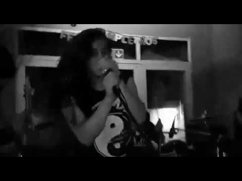 BioCrisis - Territory cover Sepultura en vivo Frank