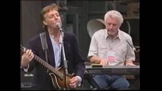 Paul McCartney and David Gilmour-Lonesome Town