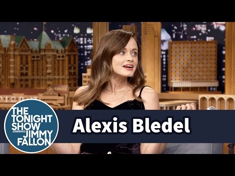 Alexis Bledel Ranks Her Top Four Gilmore Girls Characters
