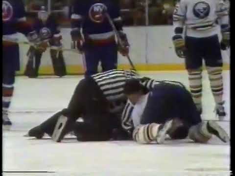Bob Nystrom vs Steve Dykstra Dec. 29/1985