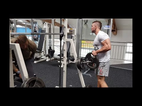 TRÉNINK 20 DNÍ PŘED SOUTĚŽÍ : HRUDNÍK - TĚŽKÉ TLAKY, ALTERNATIVA BENCH PRESSU || 1/4 ||