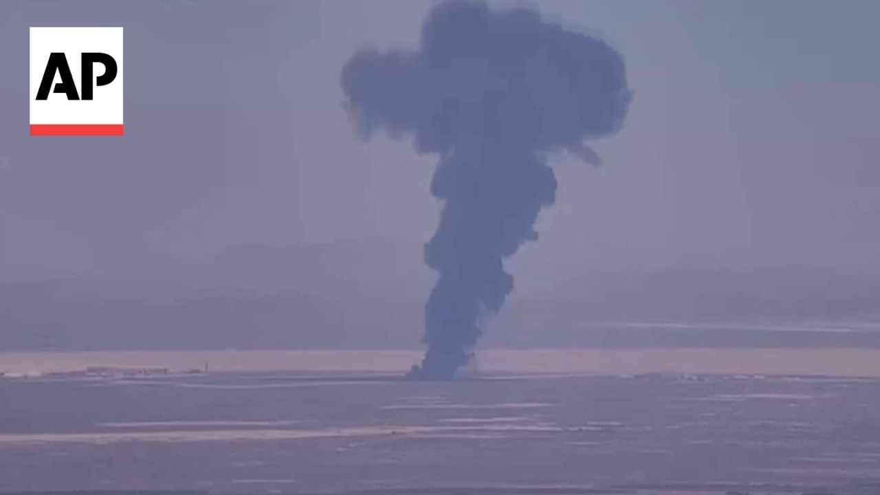 B-52 Bomber Crashes at California Air Force Base, Killing All 8 Aboard