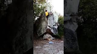 Video thumbnail de La Grande Patouille, 6c+ (sans le socle). Fontainebleau