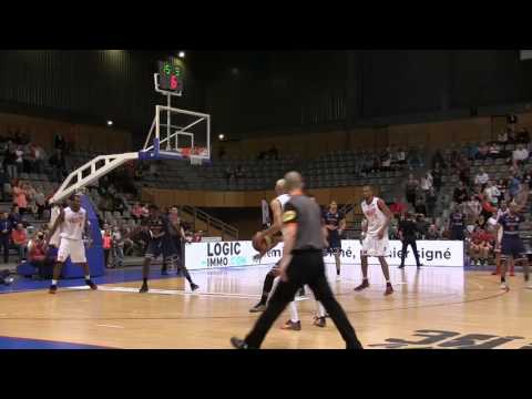 Action du match STB Le Havre - Nantes