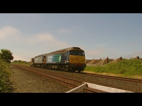 Prestatyn 18.6.2014 - DRS 57002 57004 on Valley flasks Class 57