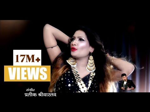 रंग दे मैया की चुनरिया भजन  लिरिक्स