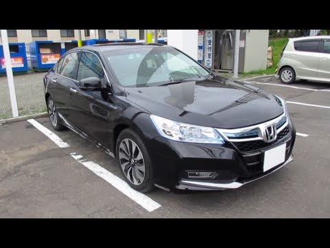 HONDA Accord 2013, Гибрид. Обзор экстерьера и интерьера.