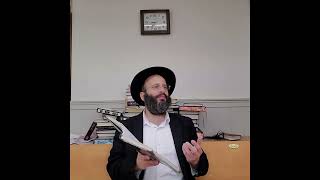 האם צריך לומר 'ויכולו' בתפילת ליל שבת דווקא בשנים? (הרב אלחנן משה נחמנסון) - התמונה מוצגת ישירות מתוך אתר האינטרנט יוטיוב. זכויות היוצרים בתמונה שייכות ליוצרה. קישור קרדיט למקור התוכן נמצא בתוך דף הסרטון