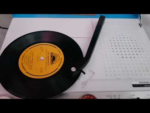 Les Fentones "Bahgia Berubah Derita" 60s Malay psychy pop