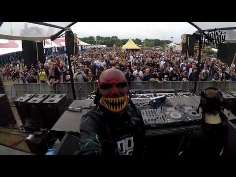 Frequencerz - Victory Forever (Chaotic Hostility Defqon1. DJ Tool)