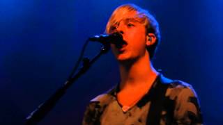 R5 - &quot;Fallin For You&quot;