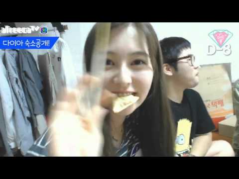 150914 DIA Debut Showcase DailyDIA Collection