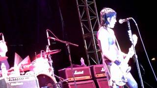 Joan Jett - French Song - Hollywood Park 4-23-10
