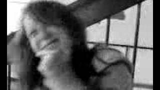 Sidi is performing Isle of Paradise