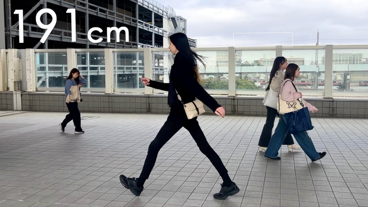 モールを爆速で歩く191cm | POV付き